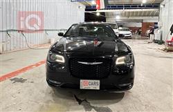 کرایسلەر 300